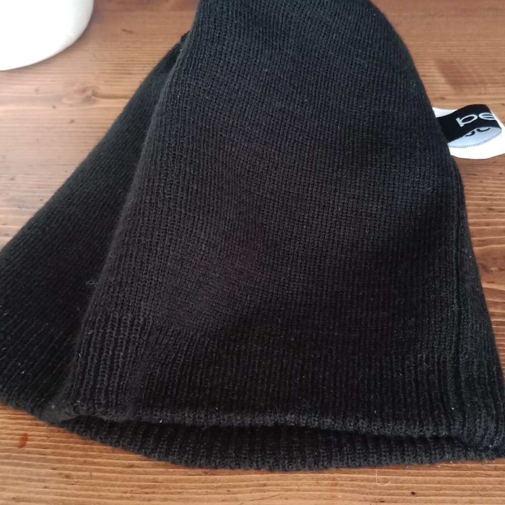 BEBE hat - Picture 9 of 10